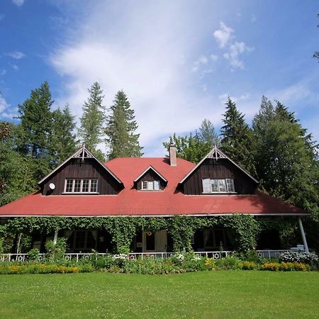 Crawford Bay Wedgwood Manor And Glamping Retreat酒店 外观 照片