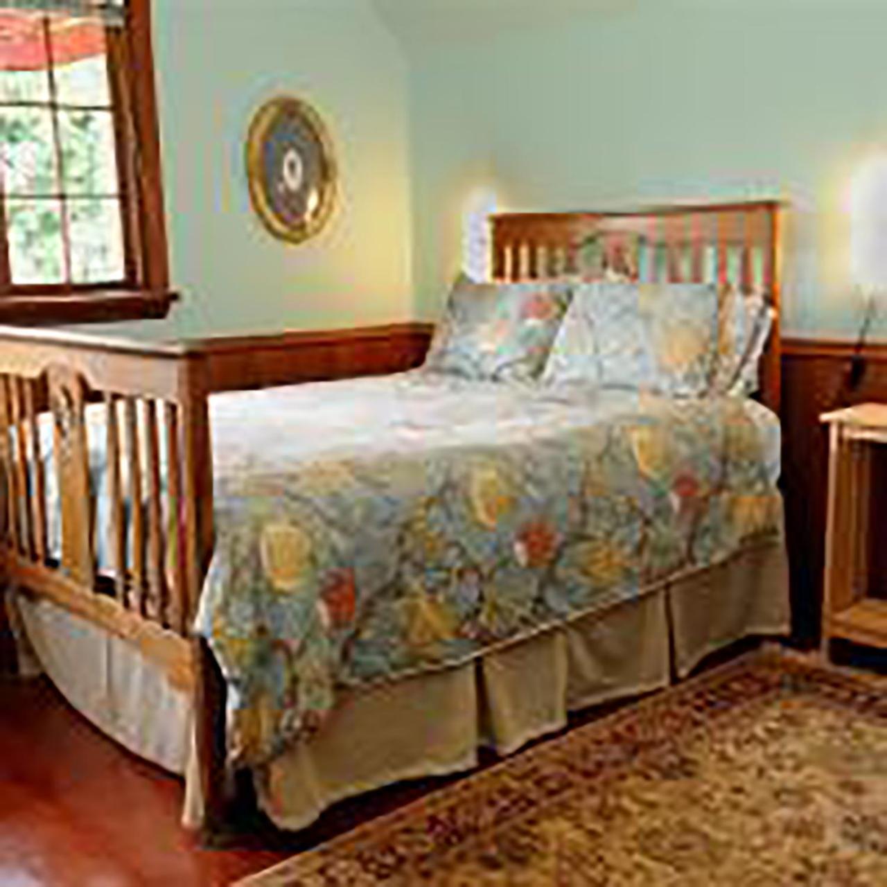 Crawford Bay Wedgwood Manor And Glamping Retreat酒店 外观 照片