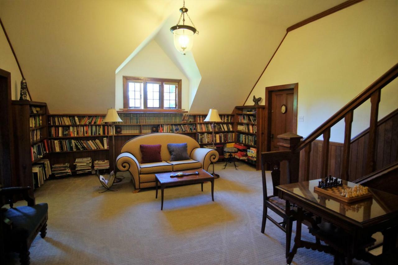 Crawford Bay Wedgwood Manor And Glamping Retreat酒店 外观 照片